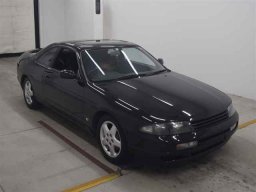 Used Nissan SKYLINE
