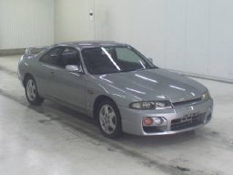 Used Nissan SKYLINE