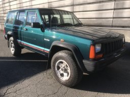 Used Chrysler JEEP CHEROKEE