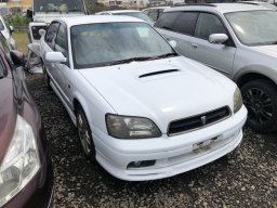 Used Subaru LEGACY B4