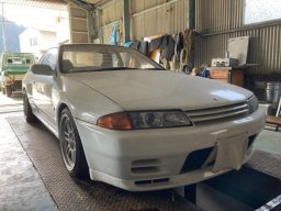 Used Nissan SKYLINE