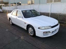 Used Nissan SKYLINE