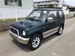 Used Mitsubishi PAJERO MINI