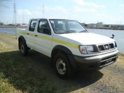 Used Nissan DATSUN TRUCK