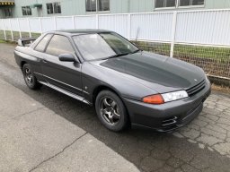 Used Nissan SKYLINE