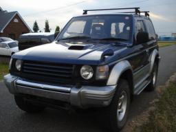 Used Mitsubishi PAJERO