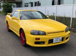 Used Nissan SKYLINE