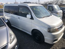 Used Honda STEPWAGON