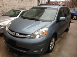 Used Toyota Sienna