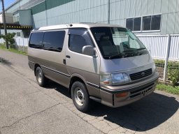 Used Toyota HIACE