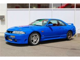 Used Nissan SKYLINE