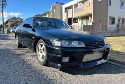 Used Nissan SKYLINE