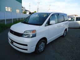 Used Toyota Voxy