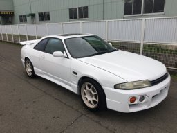 Used Nissan SKYLINE