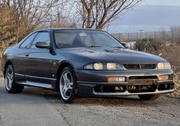 Used Nissan SKYLINE