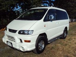 Used Mitsubishi DELICA SPACE GEAR