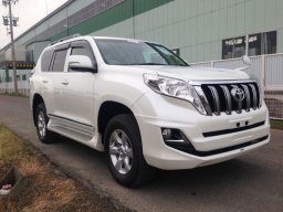 Used Toyota LAND CRUISER PRADO