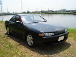 Used Nissan SKYLINE