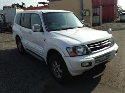 Used Mitsubishi PAJERO