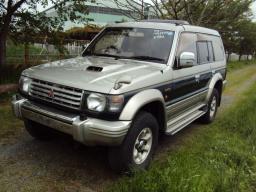 Used Mitsubishi PAJERO