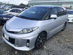 Used Toyota ESTIMA