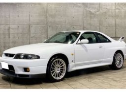 Used Nissan SKYLINE