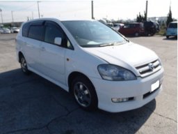 Used Toyota IPSUM