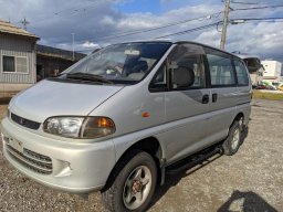 Used Mitsubishi DELICA CARGO