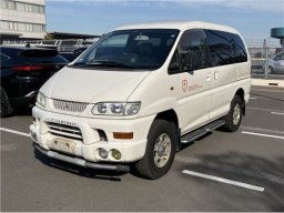 Used Mitsubishi DELICA SPACE GEAR