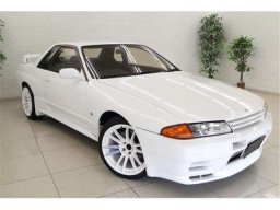 Used Nissan SKYLINE