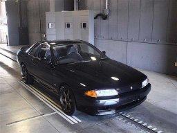 Used Nissan SKYLINE