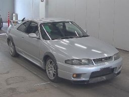 Used Nissan SKYLINE