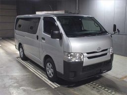 Used Toyota HIACE