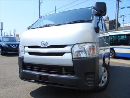 Used Toyota HIACE VAN