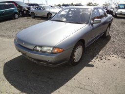 Used Nissan SKYLINE