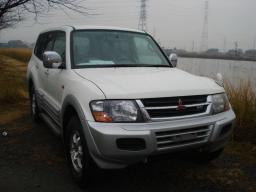 Used Mitsubishi PAJERO