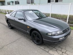 Used Nissan SKYLINE