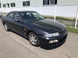 Used Nissan SKYLINE