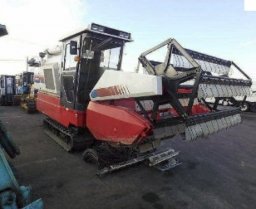 Used Yanmar combine