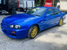 Used Nissan SKYLINE