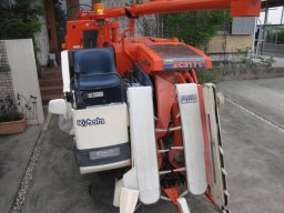 Used Kubota combine